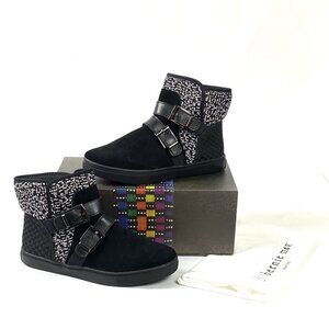 New Bernie Mev Frosty Black Suede Knit Boot 6.5 / 37